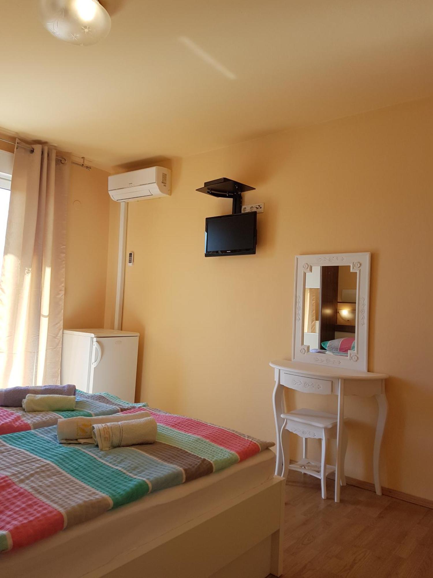 Guesthouse Mira Раб Номер фото
